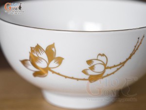 Bát cơm men trắng hoa Sen kẻ viền vàng 24k