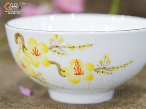 Bát cơm men trắng vẽ hoa Mai vàng