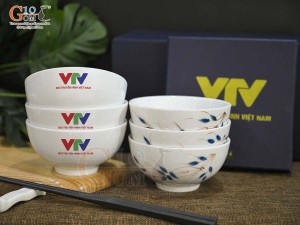 Bát cơm men trắng vẽ trúc, in logo VTV