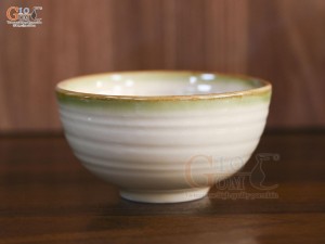 Bát cơm men vuốt trơn