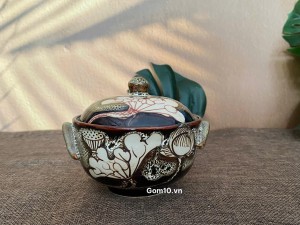 Bát cơm nắp có tai men hoả biến gấm vàng khắc sen , đường kính 10,5cm