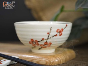 Bát cơm vân sóng men kem vẽ hoa Đào đỏ