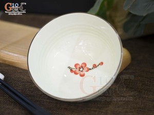 Bát cơm vân sóng men kem vẽ hoa Đào đỏ