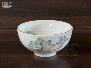 Bát cơm vân vuốt men kem vẽ hoa sen xanh