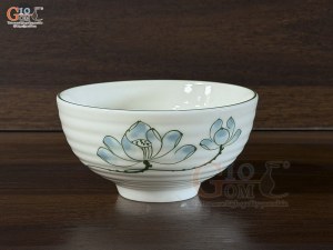Bát cơm vân vuốt men kem vẽ hoa sen xanh
