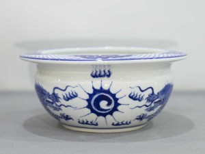 Bát hương dáng quả lựu men lam cổ vẽ Rồng, đường kính 20cm