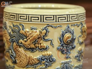 Bát hương men hoàng tộc đắp nổi Rồng Như Ý, đường kính 16cm
