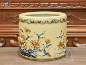 Bát hương men hoàng tộc đắp nổi Sen Cát Tường viền hoa, đường kính 20cm