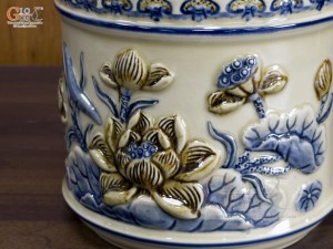 Bát hương men hoàng tộc đắp nổi Sen, đường kính 16cm