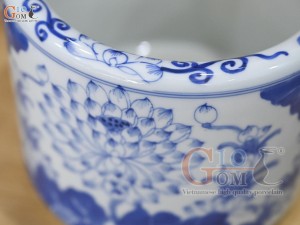 Bát hương men lam vẽ bông sen, đường kính 18cm