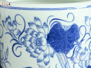 Bát hương men lam vẽ Sen Đại Cát, đường kính 27cm
