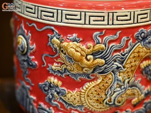 Bát hương men màu đắp nổi Rồng Như Ý nền đỏ, đường kính 20cm