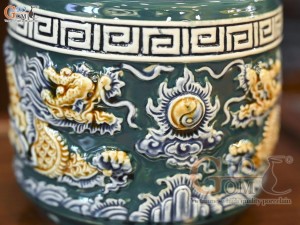 Bát hương men màu đắp nổi Rồng Như Ý nền xanh lục bảo, đường kính 14cm