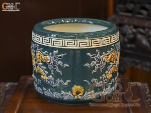 Bát hương men màu đắp nổi Rồng Như Ý nền xanh lục bảo, đường kính 30cm