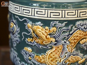 Bát hương men màu đắp nổi Rồng Như Ý nền xanh lục bảo, đường kính 30cm