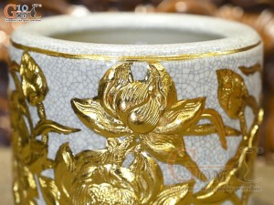 Bát hương men rạn đắp nổi hoa Sen Cát Tường dát vàng 24k, đường kính 20cm