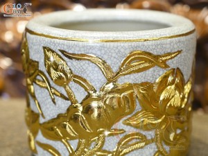 Bát hương men rạn đắp nổi hoa Sen Cát Tường dát vàng 24k, đường kính 20cm