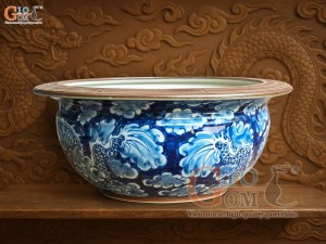 Bát hương quả lựu men lam cổ vẽ Long ẩn nền băng, đường kính 22cm