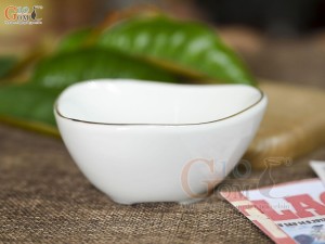 Bát gia vị hoa 4 cánh men kem vẽ hoa Đào hồng