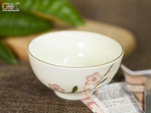 Bát mắm men kem vẽ hoa Đào hồng