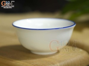 Bát mắm men trắng vẽ hoa Sen tràm