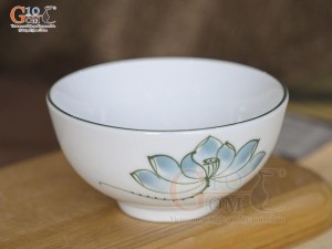 Bát mắm men trắng vẽ hoa Sen xanh