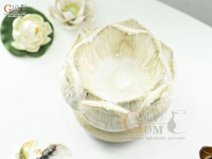 Bát minh đường tụ thủy hoa Sen men kem, đường kính 18cm(Cả đế)