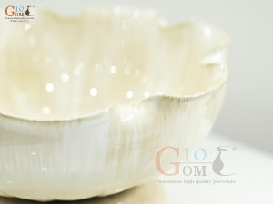 Bát minh đường tụ thủy miệng lượn men kem, đường kính 24cm (Cả đế)