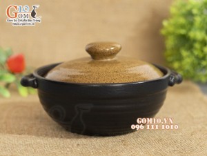 Bát nắp gốm vàng có tai, đường kính 13cm