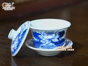 Bát sâm men lam cổ vẽ Sen Cát Tường, đường kính 9cm