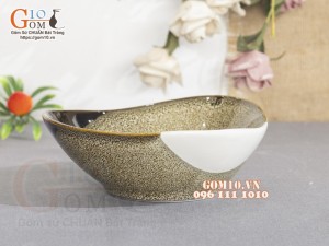 Bát tam giác men hỏa biến gấm vàng Cát Tường, đường kính 18cm