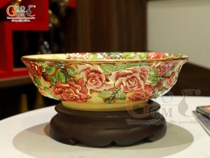 Bát thả hoa men loang vàng đắp nổi hoa Hồng vẽ vàng 24k, đường kính 28cm