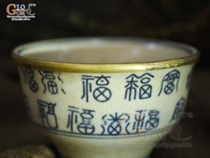 Bát thờ chân thon men rạn cổ bọc đồng họa tiết chữ Thọ, đường kính 11cm