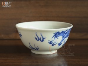 Bát thờ Long Trấn men lam họa tiết Rồng