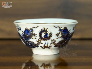 Bát thờ Long Trấn men lam họa tiết Rồng vẽ vàng