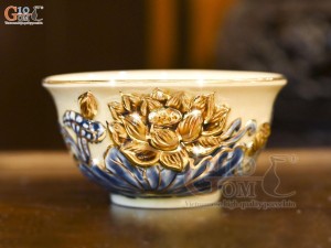 Bát thờ men hoàng tộc đắp nổi Sen Cát Tường, vẽ vàng 24k