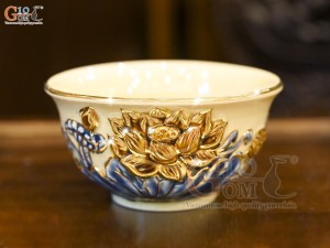 Bát thờ men hoàng thổ đắp nổi Sen Cát Tường, vẽ vàng 24k