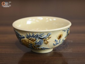 Bát thờ men hoàng tộc đắp nổi Rồng Phượng