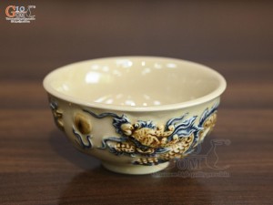 Bát thờ men hoàng tộc đắp nổi Rồng Phượng