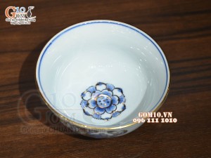 Bát thờ men lam cổ Sen Cát Tường, vẽ vàng 24k, đường kính 11,5cm