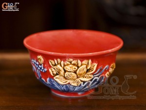 Bát thờ men màu đắp nổi Sen Cát Tường nền đỏ