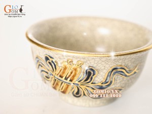 Bát thờ men rạn đắp nổi cuốn thư vẽ vàng 24k