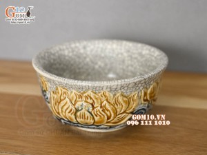 Bát thờ men rạn đắp nổi Sen Tài Lộc, đường kính 10.5cm