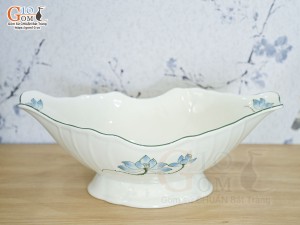 Bát thuyền men kem vẽ hoa Sen xanh 30x17cm