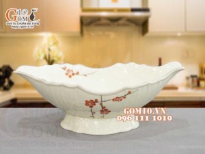 Bát thuyền sâu men kem vẽ hoa Đào đỏ, 30x17cm