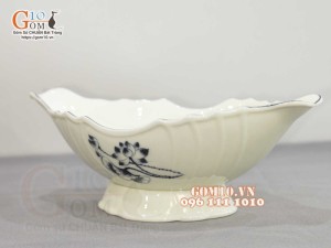Bát thuyền sâu men kem vẽ hoa Sen Đen, 30x17cm