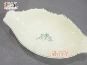 Bát thuyền sâu men kem vẽ hoa Sen xanh, 30x17cm