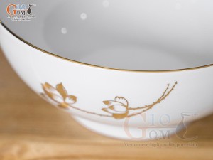Bát tô cao men trắng hoa Sen kẻ viền vàng 24k, đường kính 16cm