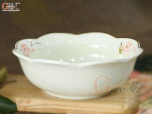 Bát tô hoa men kem vẽ hoa Đào hồng, đường kính 20cm