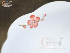 Bát tô hoa men trắng vẽ hoa Đào đỏ, đường kính 22cm